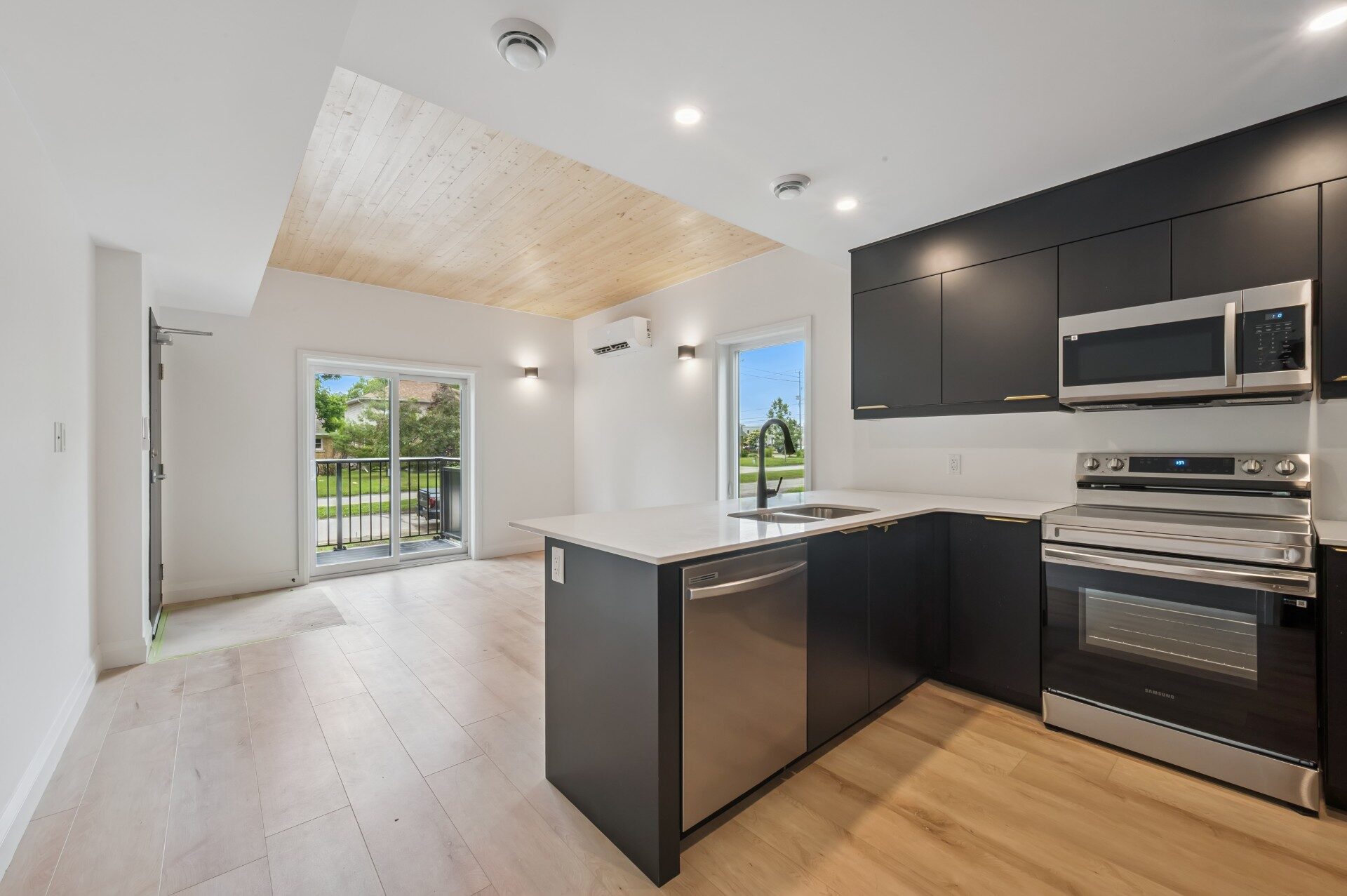 07-Arlington Blvd 007