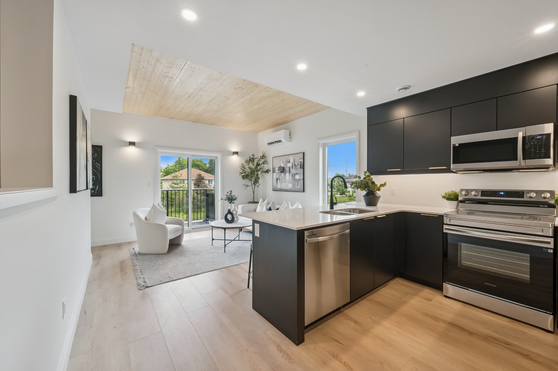 14-Arlington Blvd 014