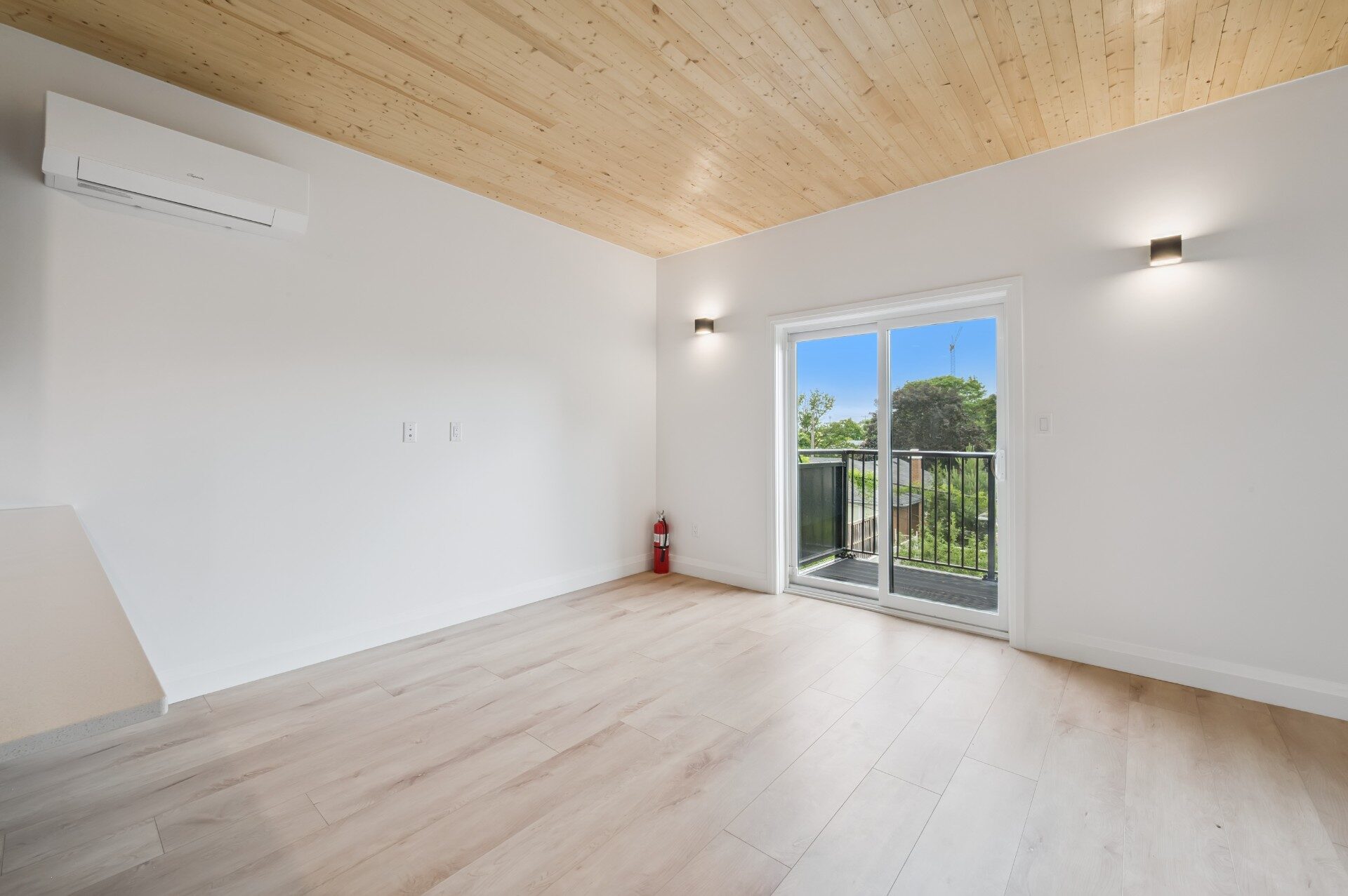 33-Arlington Blvd 033